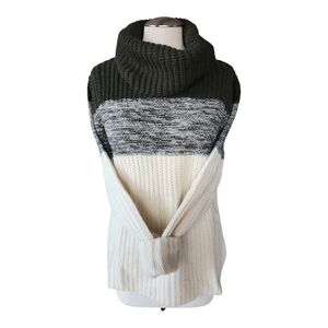 Urban Day Colorblock Turtleneck Sweater Size S/M – Chunky Knit Pullover